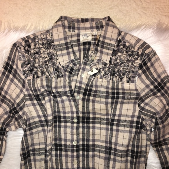 White Crow • Knotted Flannel Button Up Shirt - Picture 6 of 8